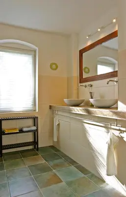 Ein Badezimmer in der Unterkunft Kleines Häuschen - Ferien in Cossebaude
