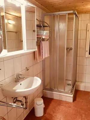 Ein Badezimmer in der Unterkunft Ferienwohnung Am Grünbach 1