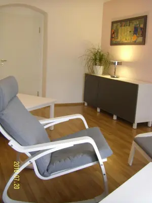 Ein Sitzbereich in der Unterkunft Gästehaus Villa Rose