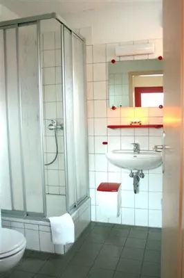 Ein Badezimmer in der Unterkunft ZirkelsteinResort gGmbH