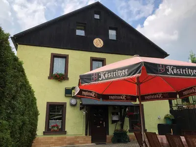 Das Gebäude in dem sich die Pension befindet