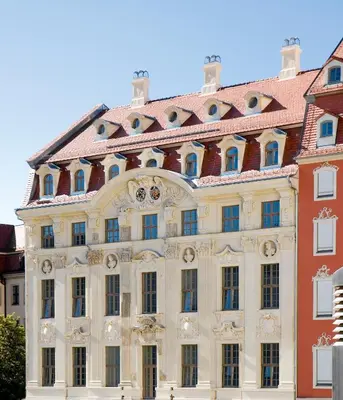 Das Gebäude in dem sich das Aparthotel befindet