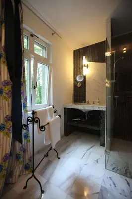 Grundriss der Unterkunft Villa Sonnenburg - Blick auf die Stadt und die Elbe - Parkplätze