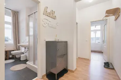 Ein Badezimmer in der Unterkunft Dresden365 Ferienwohnung mit Privatparkplatz