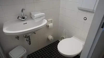 Ein Badezimmer in der Unterkunft DJH Jugendherberge Dresden - Jugendgästehaus