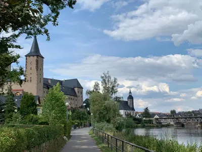 Blick auf einen Fluss in der Nähe der Ferienwohnung