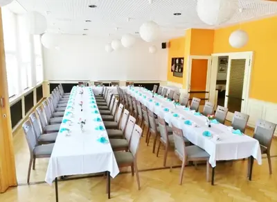 Ein Sitzbereich in der Unterkunft Sporthotel Glück Auf Mönchenfrei