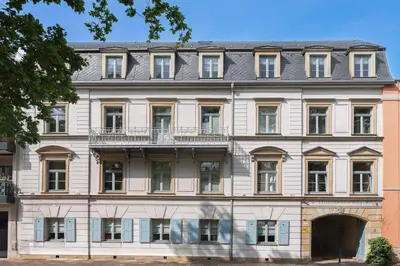 Das Gebäude in dem sich das Hotel befindet