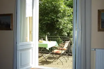 Ein Garten an der Unterkunft Ferienwohnungen Villa Haniel Paul