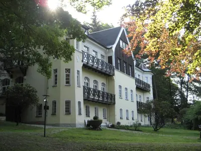 Das Gebäude in dem sich das Hotel befindet