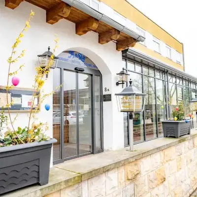 AaRa Hotel