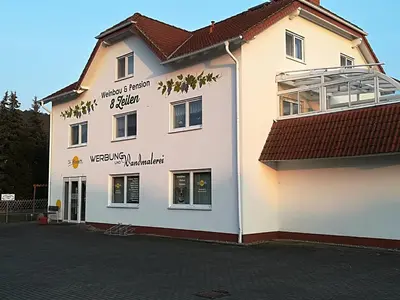 Das Gebäude in dem sich die Pension befindet