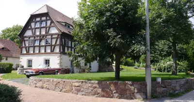 Ein Garten an der Unterkunft Ferienwohnung 