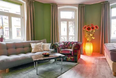 Ein Sitzbereich in der Unterkunft Übernachtenindresden