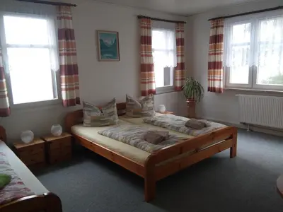 Ein Bett oder Betten in einem Zimmer der Unterkunft Haus Waldeck
