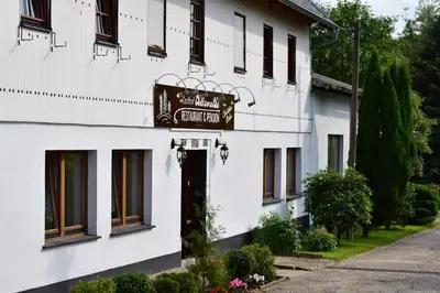 Das Gebäude in dem sich die Pension befindet