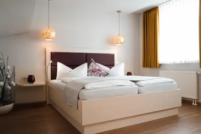 Ein Bett oder Betten in einem Zimmer der Unterkunft Altstadt-Apartment