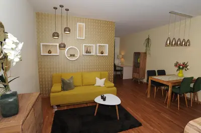 Ein Sitzbereich in der Unterkunft Altstadt-Apartment