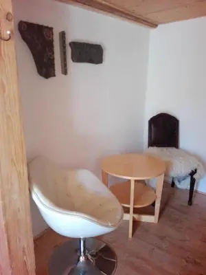 Ein Sitzbereich in der Unterkunft Appel-Ranch