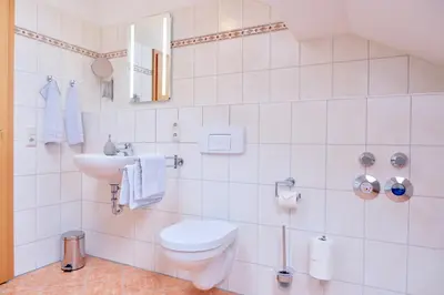 Ein Badezimmer in der Unterkunft Manitius 9, DD-Friedrichstadt (Zentrumsnah)