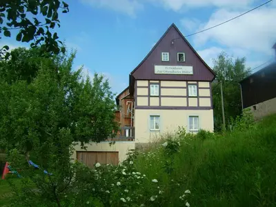 Ein Garten an der Unterkunft Ferienhaus 