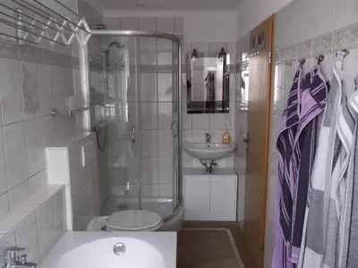 Ein Badezimmer in der Unterkunft Apartments mit 2 Schlafzimmern
