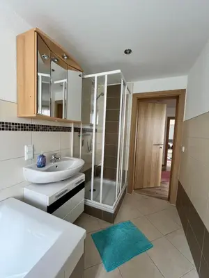 Ein Badezimmer in der Unterkunft Ferienwohnung Schink - nahe Chemnitz