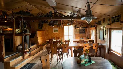 Ein Restaurant oder anderes Speiselokal in der Unterkunft 