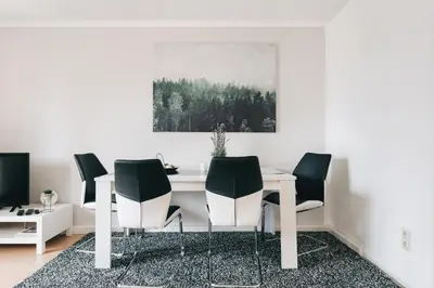 Ein Sitzbereich in der Unterkunft Schlummi gemütliche zentrale & saubere Wohnung