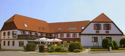 Das Gebäude in dem sich das Hotel befindet