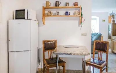 Küche/Küchenzeile in der Unterkunft Pet Friendly Apartment In Freiberg