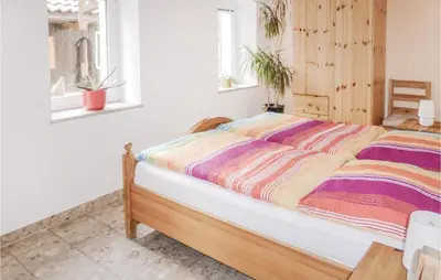 Ein Bett oder Betten in einem Zimmer der Unterkunft Pet Friendly Apartment In Freiberg