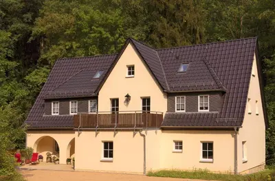 Das Gebäude in dem sich die Ferienwohnung befindet