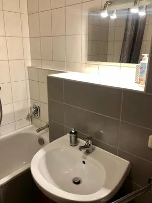 Ein Badezimmer in der Unterkunft Modernes Apartment Dresden Neustadt