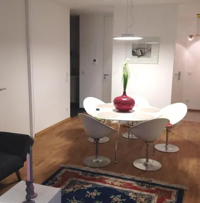 Ein Sitzbereich in der Unterkunft Ferienwohnung am Zwinger