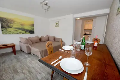 Ein Sitzbereich in der Unterkunft Grafenblick, Ferienwohnung mit Aussicht!