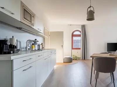 Küche/Küchenzeile in der Unterkunft Limehome Dresden Hoyerswerdaerstraße