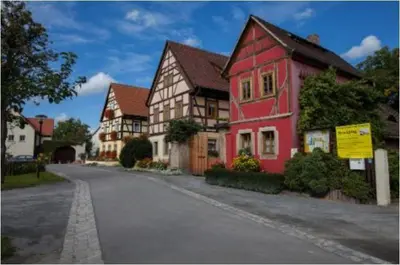 Das Gebäude in dem sich die Ferienwohnung befindet