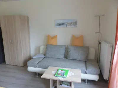 Ein Sitzbereich in der Unterkunft Ferienwohnung Basteiblick in Pirna
