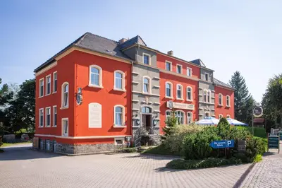 Das Gebäude in dem sich das Hotel befindet