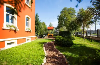 Ein Garten an der Unterkunft Jägerhof Putzkau