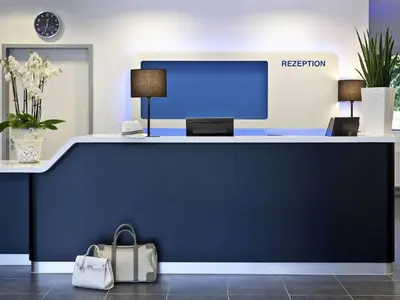 Lobby/Rezeption in der Unterkunft ibis budget Dresden City