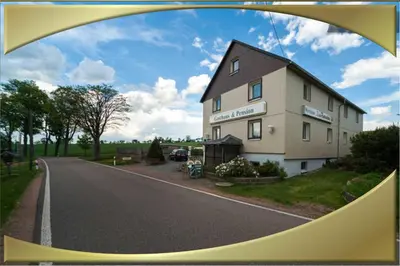 Das Gebäude in dem sich die Ferienwohnung befindet