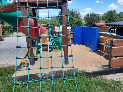 Ein Kinderspielbereich in der Unterkunft Ferienwohnung Berger