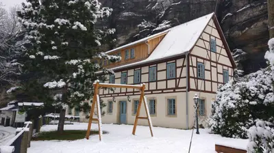 Ferienwohnungen Felsenkeller Bielatal im Winter