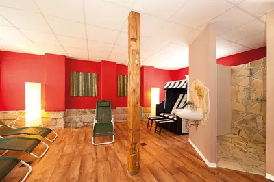 Grundriss der Unterkunft Bergoase Hütte und Hostel Sauna Kamin Lagerfeuer