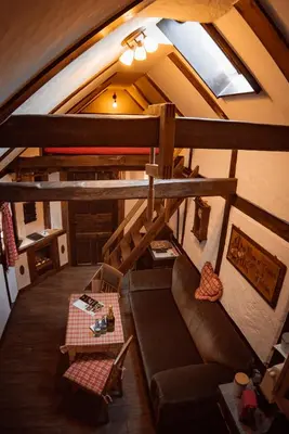 Ein Sitzbereich in der Unterkunft Apartment Altes Hinterhäusel