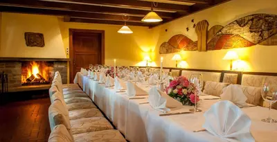 Ein Sitzbereich in der Unterkunft Ferienhotel Augustusburg