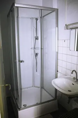 Ein Badezimmer in der Unterkunft Zimmervermietung Schöne Gasse 6
