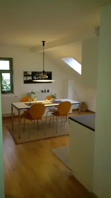 Küche/Küchenzeile in der Unterkunft Stilvolle Ferienwohnung am Großen Garten